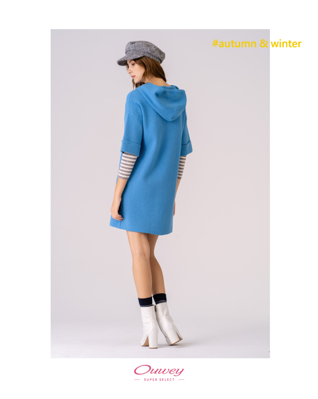 OUWEY歐薇 雙層袖連帽針織洋裝(藍)