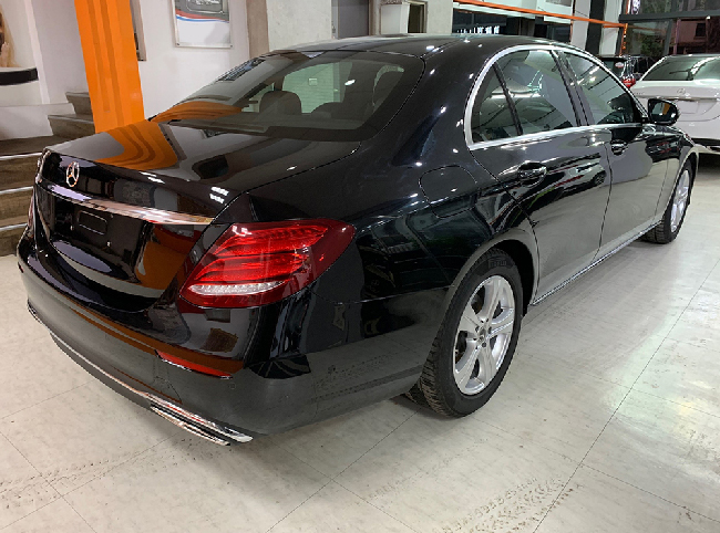 2018 Mercedes-Benz E250(外匯車)