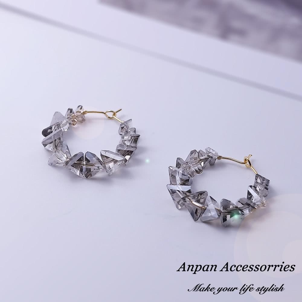 【Anpan 愛扮】韓東大門NYU幾何C型水晶925銀針耳釘式耳環-灰色水晶