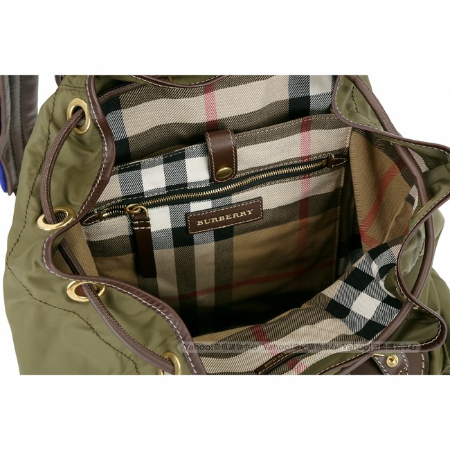 BURBERRY The Rucksack 大型科技尼龍拼接明線皮革軍旅後背包(綠)