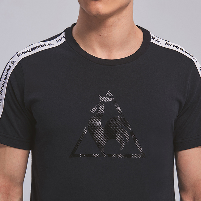 le coq sportif 法國公雞牌側邊織帶炭纖印花短袖T恤 男女-黑