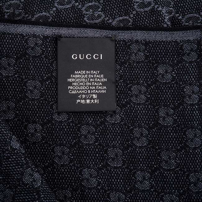 GUCCI 經典GG緹花綠紅綠標誌羊毛混絲雙色流蘇披肩/圍巾(深灰/180X37)