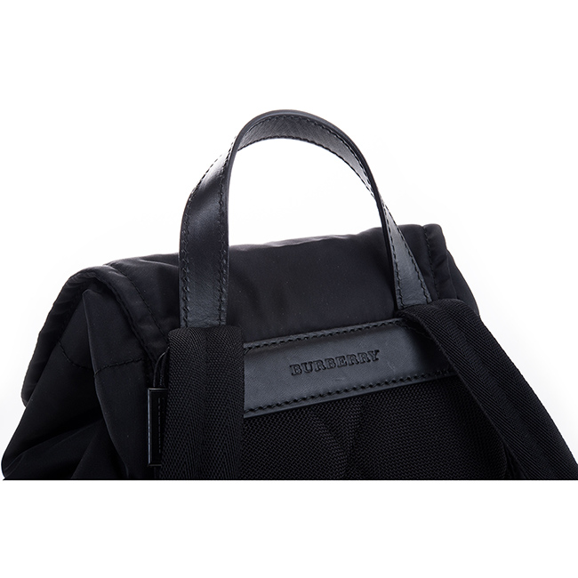 BURBERRY 新款The Rucksack 尼龍拼皮革戰馬騎士LOGO中型銀鍊軍旅背包