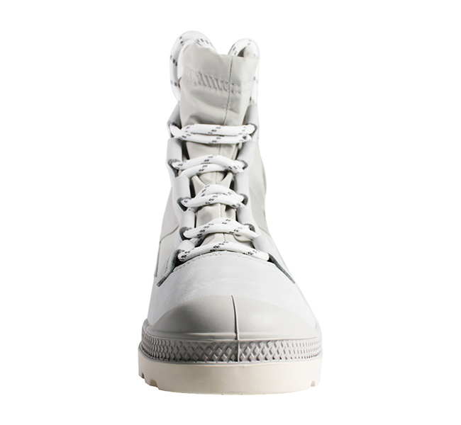 Palladium Pampa Hi BLITZ LP防水靴-女-白