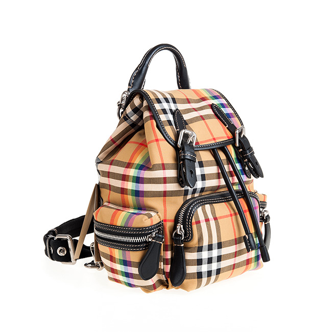 BURBERRY The Rucksack Vintage 格紋小型斜背式軍旅背包(彩虹)