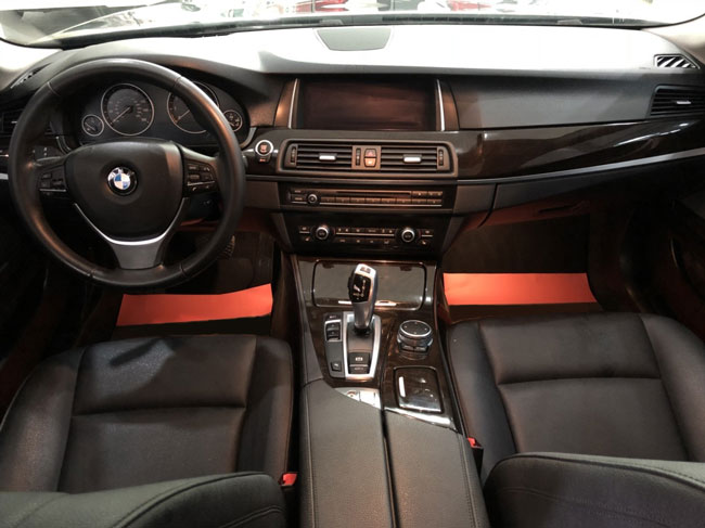 2015 BMW 528i (外匯車)