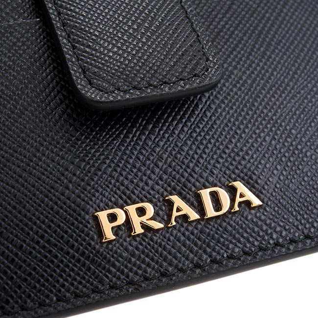 PRADA 經典Saffiano金字防刮十字紋牛皮卡夾零錢包 (黑色)