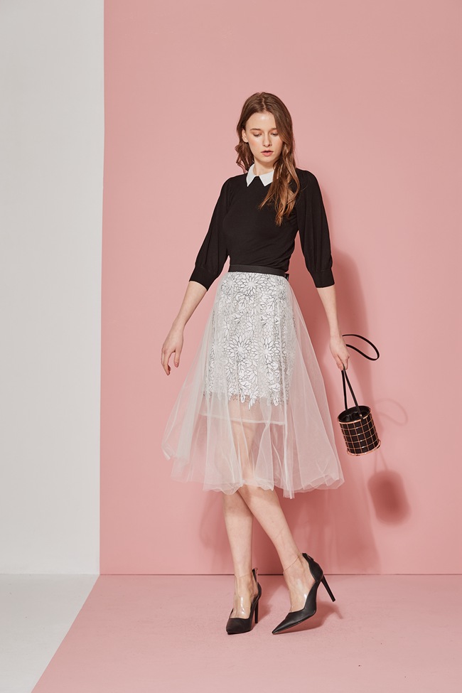ICHE 衣哲 設計款3D精緻雕花透視半長造型紗裙-浪漫白