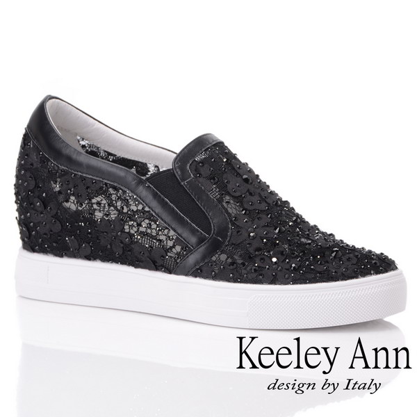 Keeley Ann墊起腳尖愛 花卉水鑽內增高休閒鞋(黑色-Ann系列)