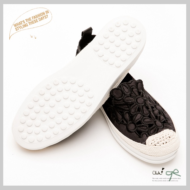 River&Moon中大尺碼-簍空花花麻編豆豆休閒鞋-黑