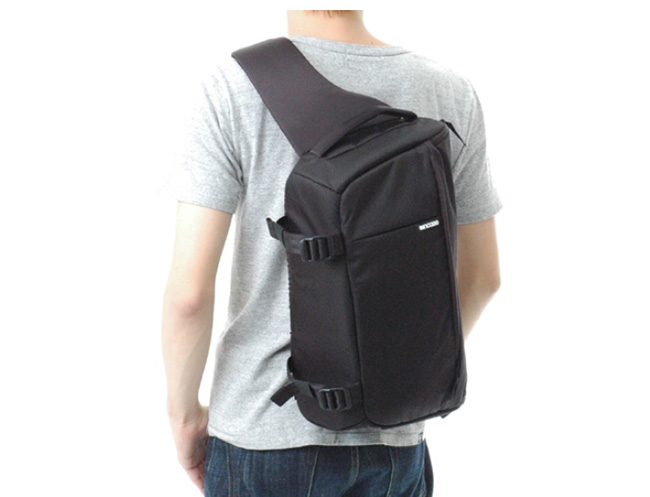 INCASE DSLR Sling Pack 11吋 尼龍單眼相機單肩斜背包 (黑)