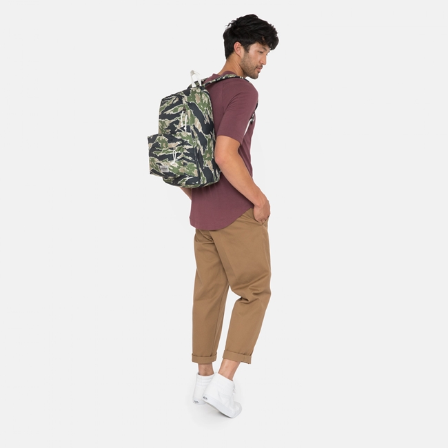 EASTPAK 電腦後背包 Out Of Office系列 Camoed Forest