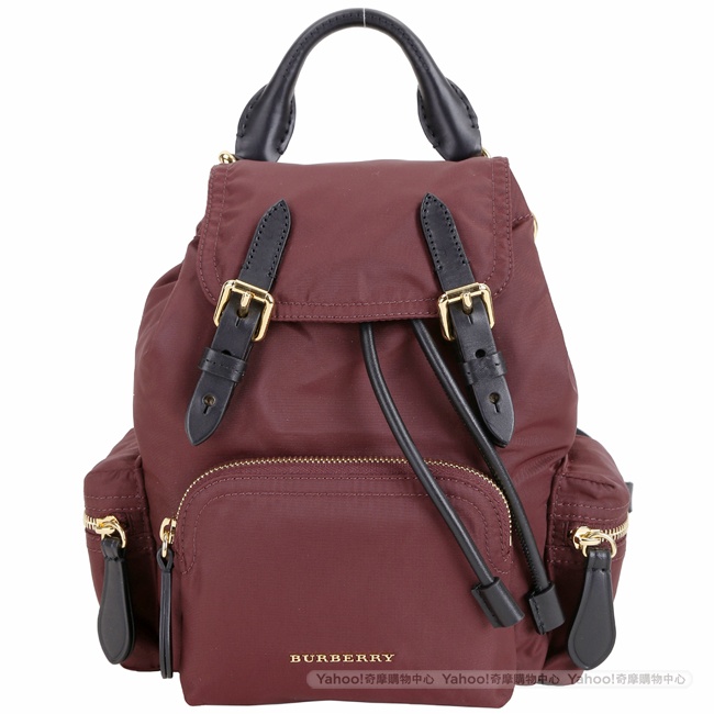 BURBERRY The Rucksack 小型尼龍斜背式軍旅背包(酒紅色)