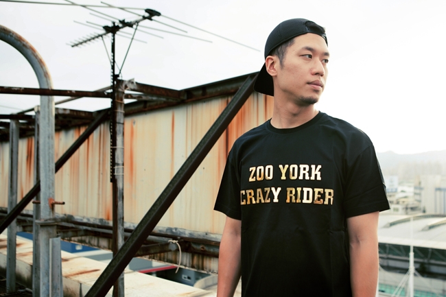 ZOO YORK-瘋狂騎士立體壓印短袖T-Shirt (男) Z830207