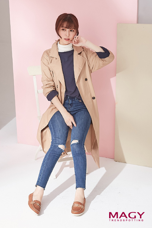 MAGY 經典復古 旋轉釦造型牛皮透氣莫卡辛-棕色