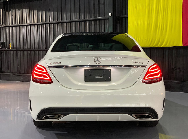 2015 Mercedes-Benz C300 AMG(外匯車)