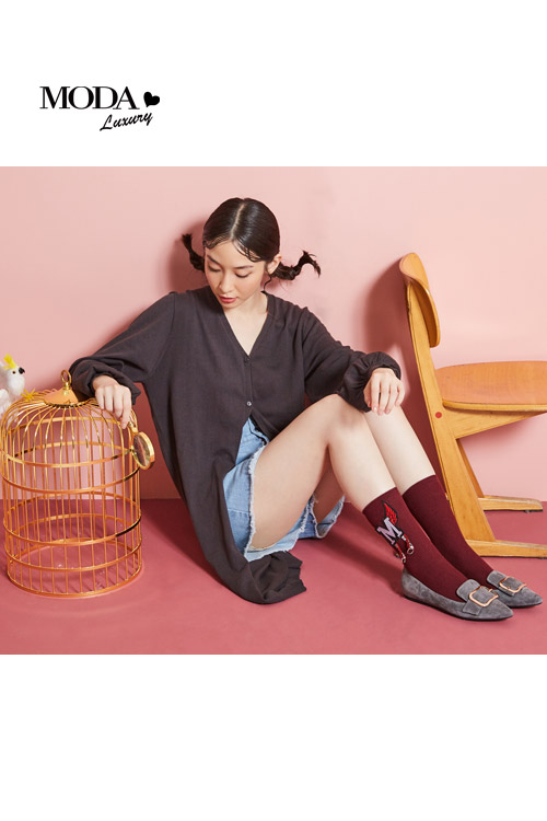 平底鞋 MODA Luxury 都會麂皮金屬方釦帶尖頭平底鞋－灰