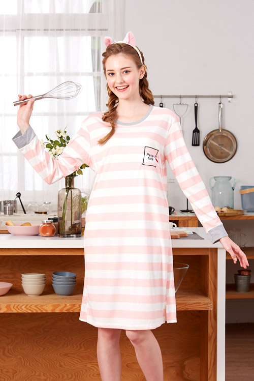 睡衣 條紋紅鶴 針織棉長袖連身睡衣(R75205-2粉色) 蕾妮塔塔