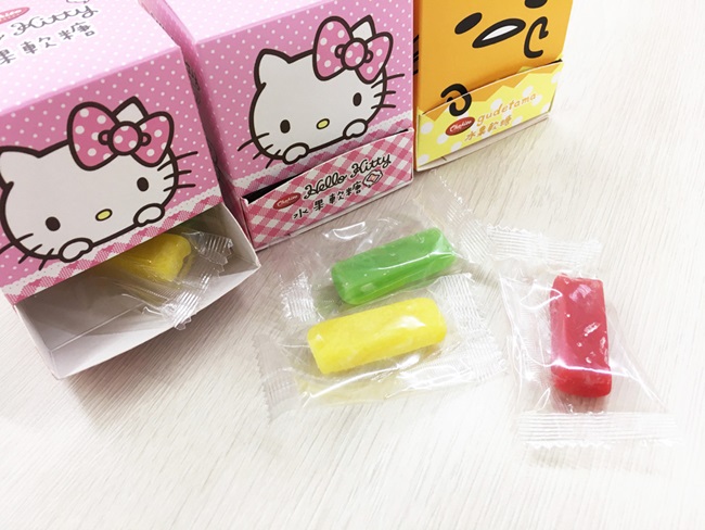 巧趣多 Hello Kitty 綜合水果軟糖塊-方正啊(56g)