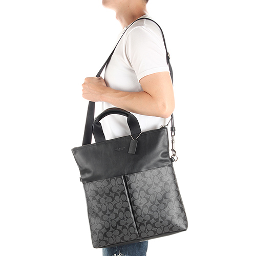 COACH 經典滿版LOGO PVC拼接皮革手提/側背兩用男款托特包-黑灰色