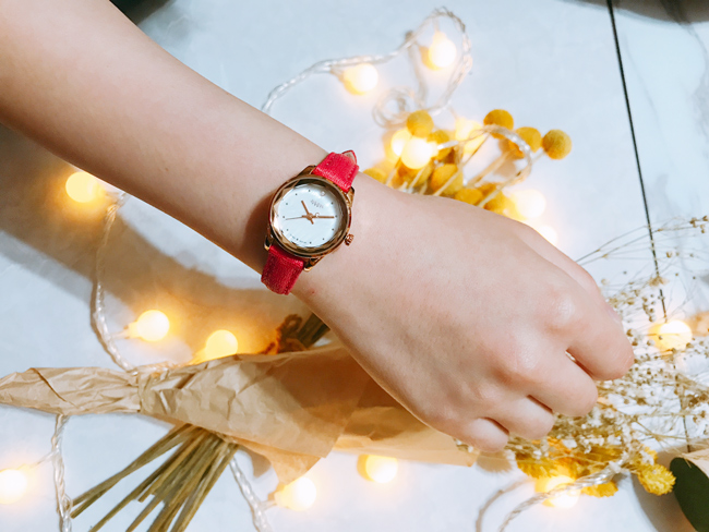 JULIUS聚利時 小獅子流星雨貝殼面皮帶腕錶-深藍/26mm