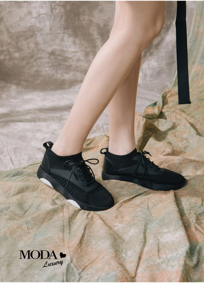 休閒鞋 MODA Luxury 潮流線條異材質拼接厚底休閒鞋－黑