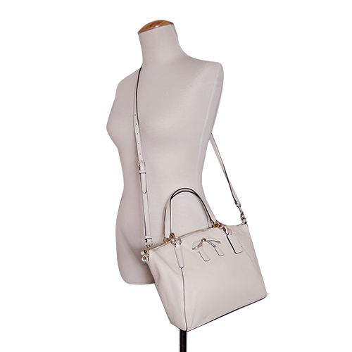 COACH 蝴蝶結荔枝皮革手提/斜背兩用貝殼包(小/米白)