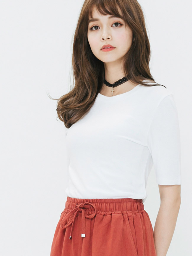 H:CONNECT 韓國品牌 女裝-合身純色圓領t-shirt-白