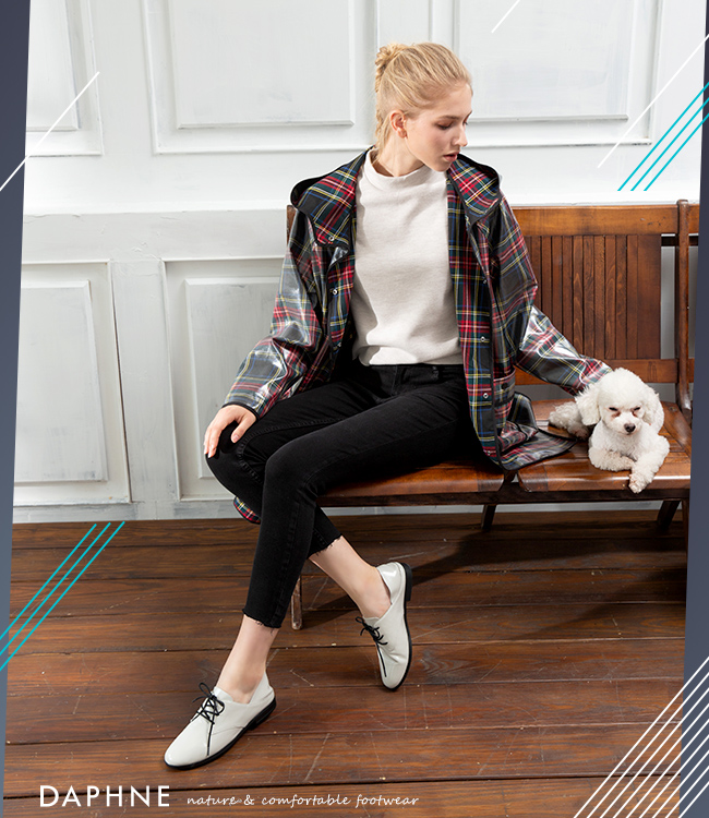 達芙妮DAPHNE 休閒鞋-真皮綁帶亮面牛津休閒鞋-白