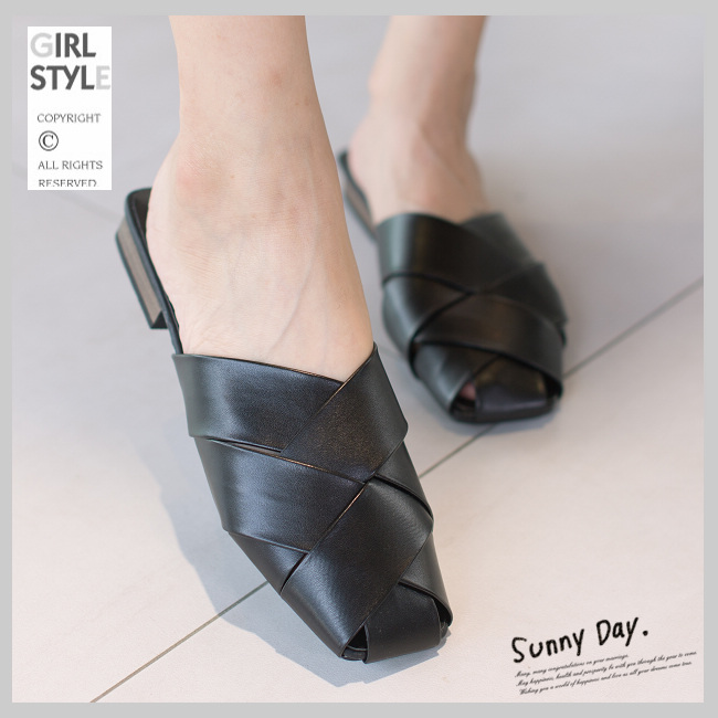 River&Moon拖鞋-皮革交叉編織低跟穆勒鞋-黑