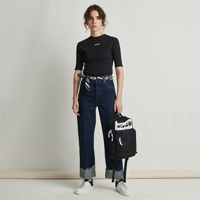 Levis 男女同款 基本款Lazy Tab Logo後背包