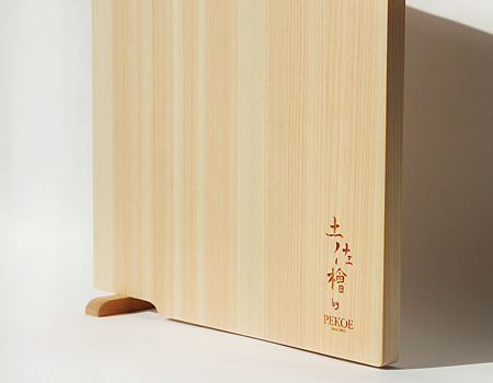 PEKOE精選 日本土佐龍檜木立式砧板（小 長36cm）