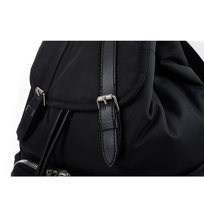 BURBERRY 新款The Rucksack 尼龍拼皮革戰馬騎士LOGO中型銀鍊軍旅背包