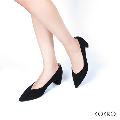 KOKKO - 愛的呢喃粗跟尖頭高跟鞋-優雅黑