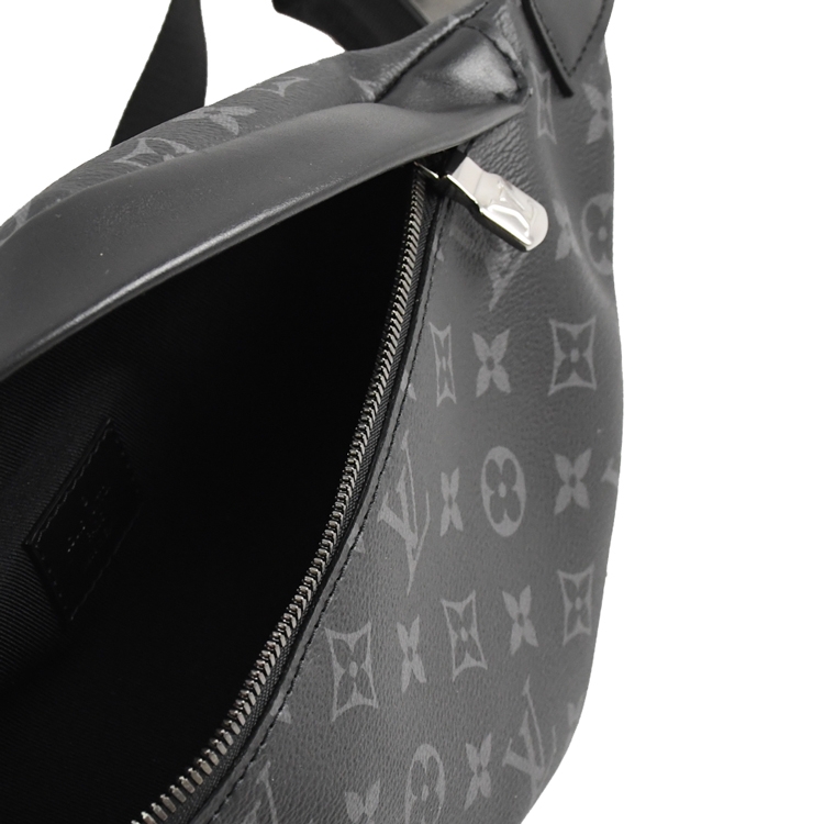 Louis Vuitton LV CLAPTON PM N44243  Vuitton, Louis vuitton handbags, Louis  vuitton accessories