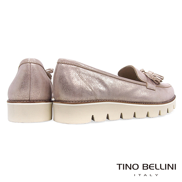 Tino Bellini 西班牙進口炫彩小流蘇蝴蝶結厚底莫卡辛鞋 _ 香檳金