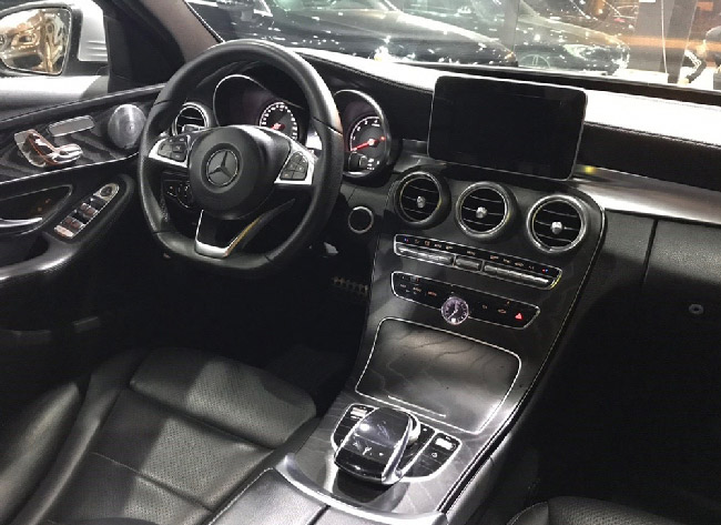 2015 Mercedes-Benz C300 AMG(外匯車)