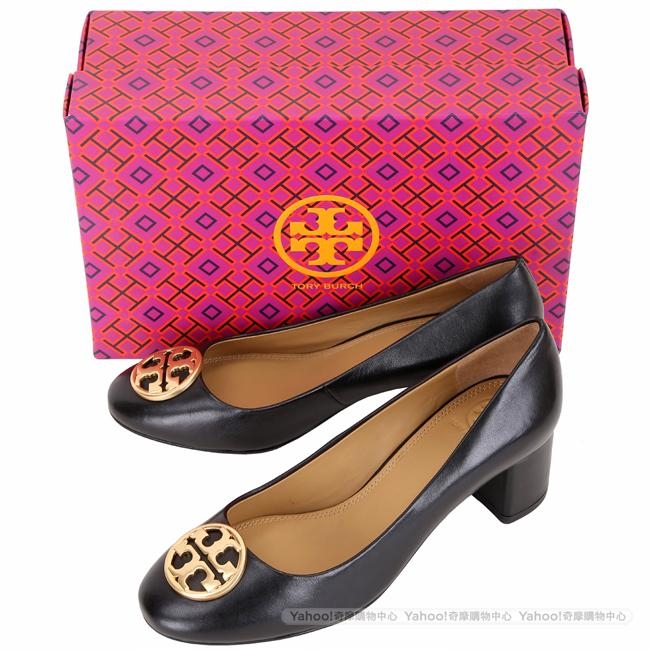 TORY BURCH Chelsea 黃銅標誌納帕牛皮粗跟鞋(黑色)