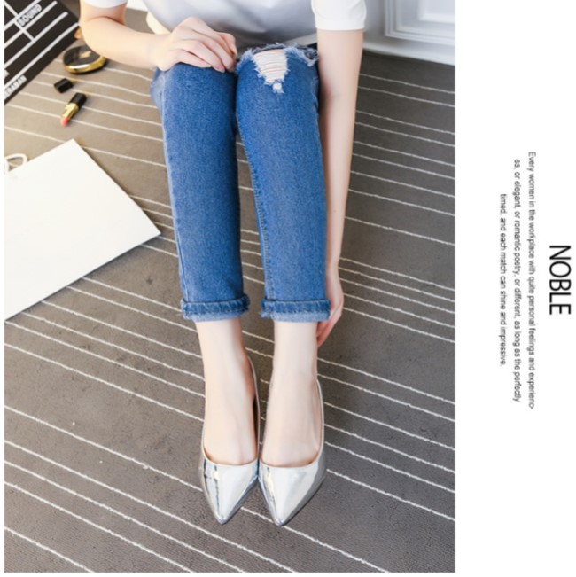 Cinderella Fashions 簡約金屬光素面中跟鞋 - 銀色