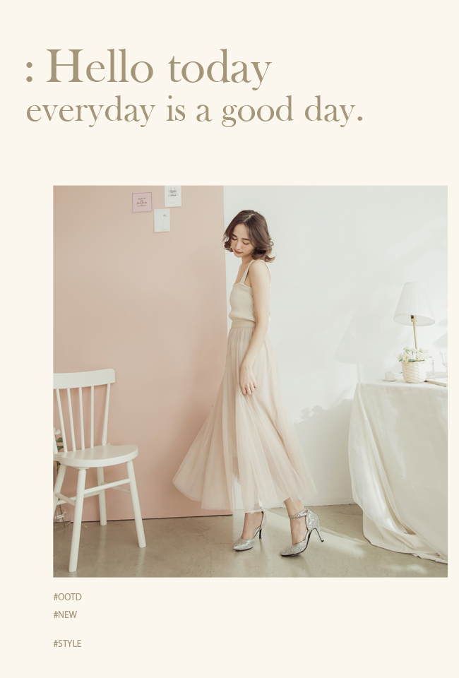 Ann’S時髦基礎-素面側空繫帶顯瘦尖頭高跟鞋-銀