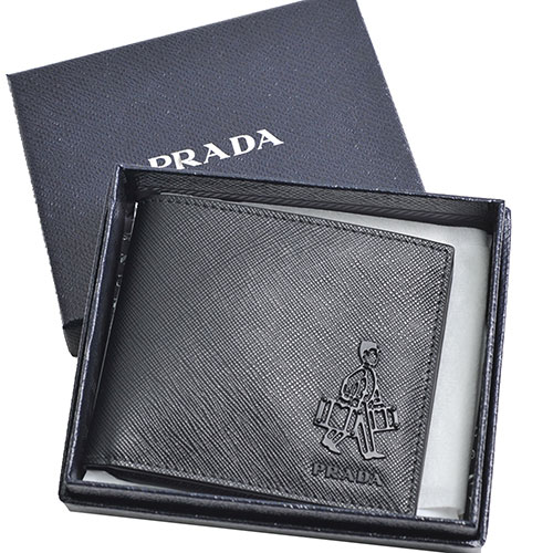 PRADA SAFFIANO 消光金屬人形字母logo防刮牛皮對折八卡短夾(黑色)