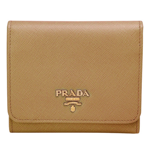 PRADA SAFFIANO METAL經典金色浮雕LOGO防刮牛皮暗釦萬用短夾(駝色)