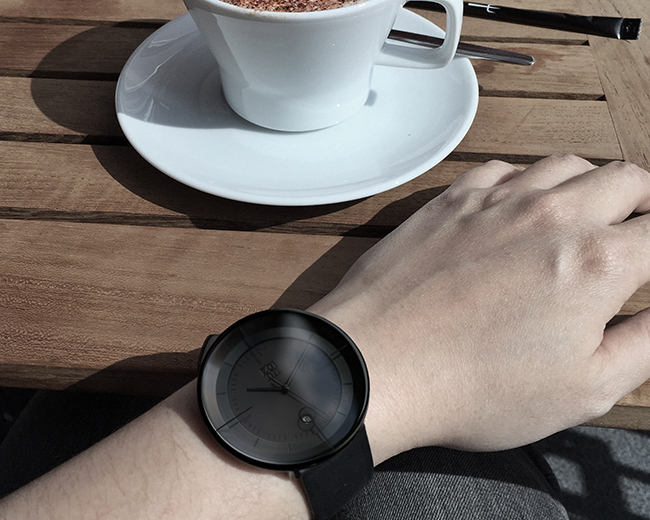 ZOOM-FLOATING 光燦美學腕錶-黑/43mm