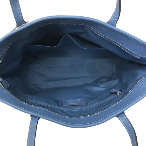 COACH 經典金屬LOGO防刮牛皮肩背托特包(黛藍)