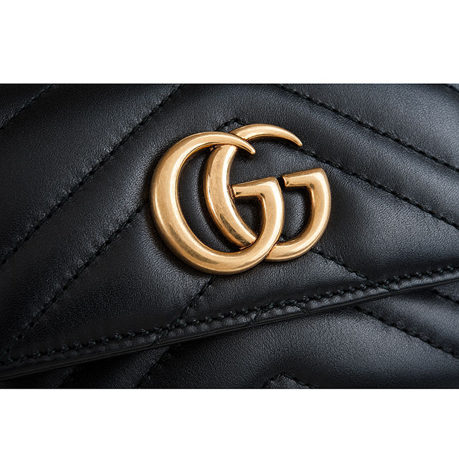 GUCCI GG Marmont仿舊金色雙G LOGO牛皮山字車紋暗釦三摺短夾(黑色)