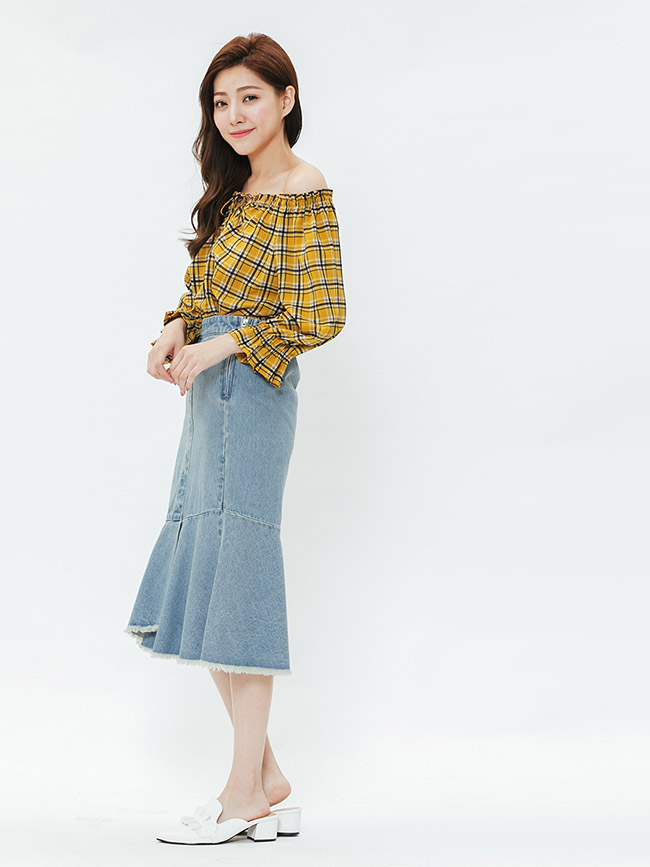 H:CONNECT 韓國品牌 女裝-格紋一字領綁結上衣-黃
