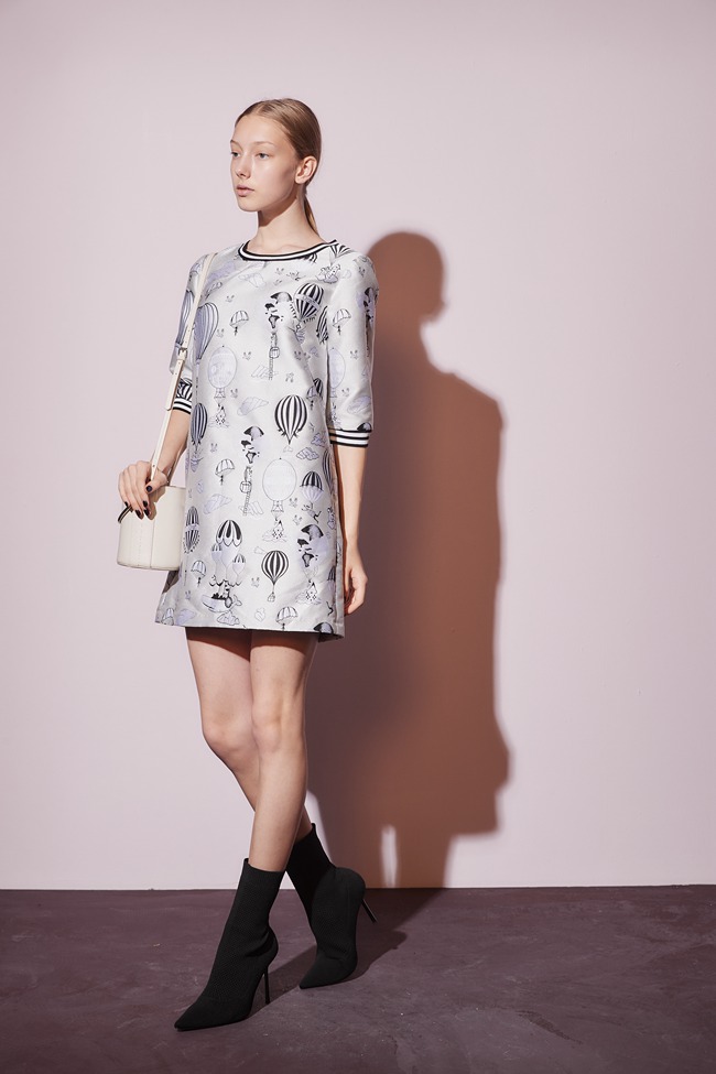 Haute Couture 高定系 精緻3D進口提花拼接造型禮服洋裝-銀白
