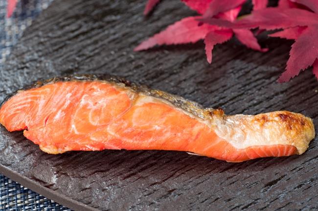 【海陸管家】北海道風味薄鹽鮭魚(每包3-4片/共約300g) x4包