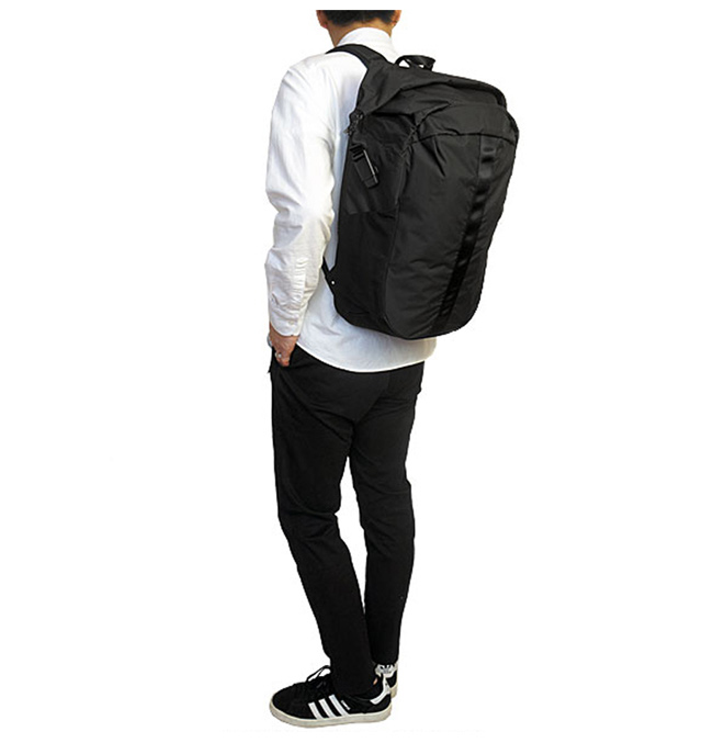 INCASE AllRoute Rolltop Pack 15吋 捲蓋式筆電後背包 (黑)