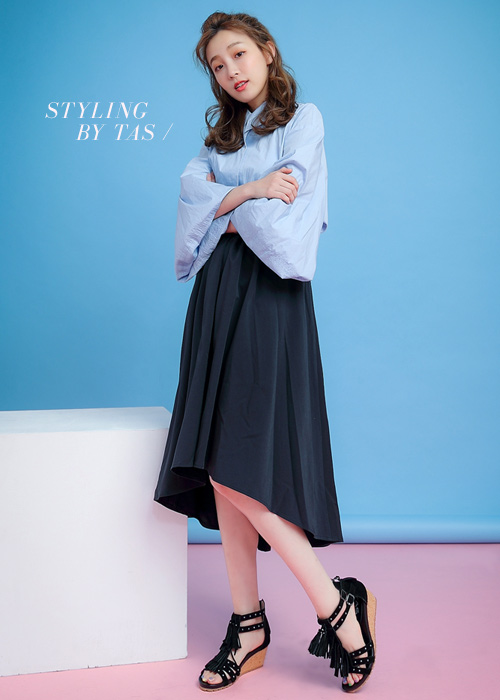 TAS流蘇鉚釘牛麂皮楔型涼鞋-百搭黑